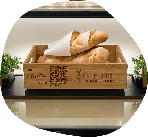 可通过 QR 码定制的木质配件烘焙出正宗的 PIINK Me。.